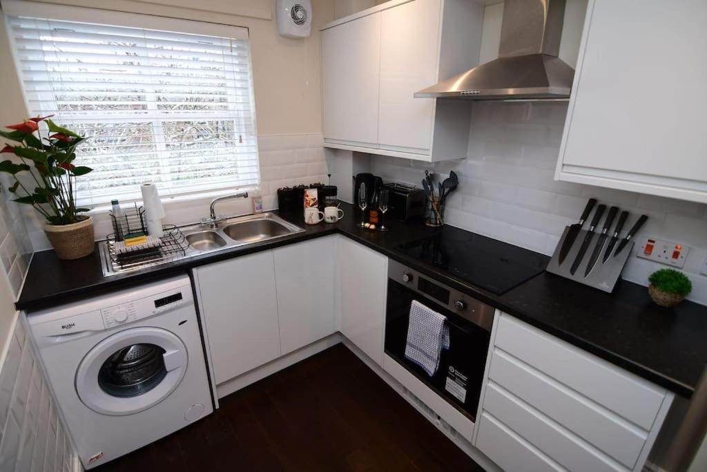 Loveyork Priory Apartment - Central With Parking Exterior photo